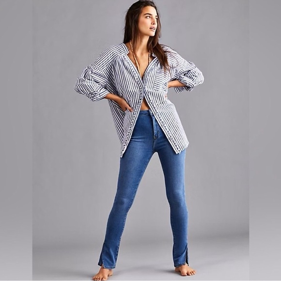 NWT Free People Riley High-Rise Slit Jeans in Nightshade Blue size 27 - Picture 1 of 10